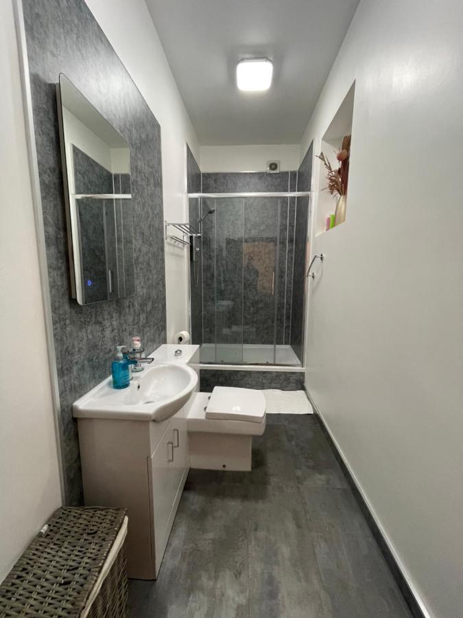 Apartamento Premier 2 Bed Flat C Broxburn Exterior foto